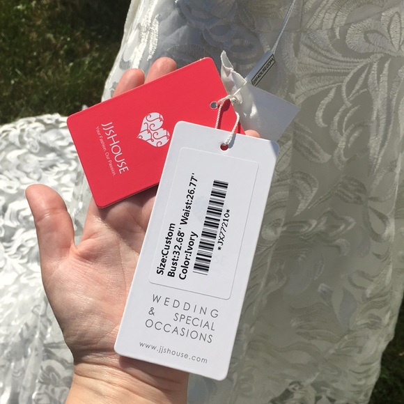 *HP!* JJs House A-Line Hi-Lo Lacey Wedding Dress - Picture 8 of 11